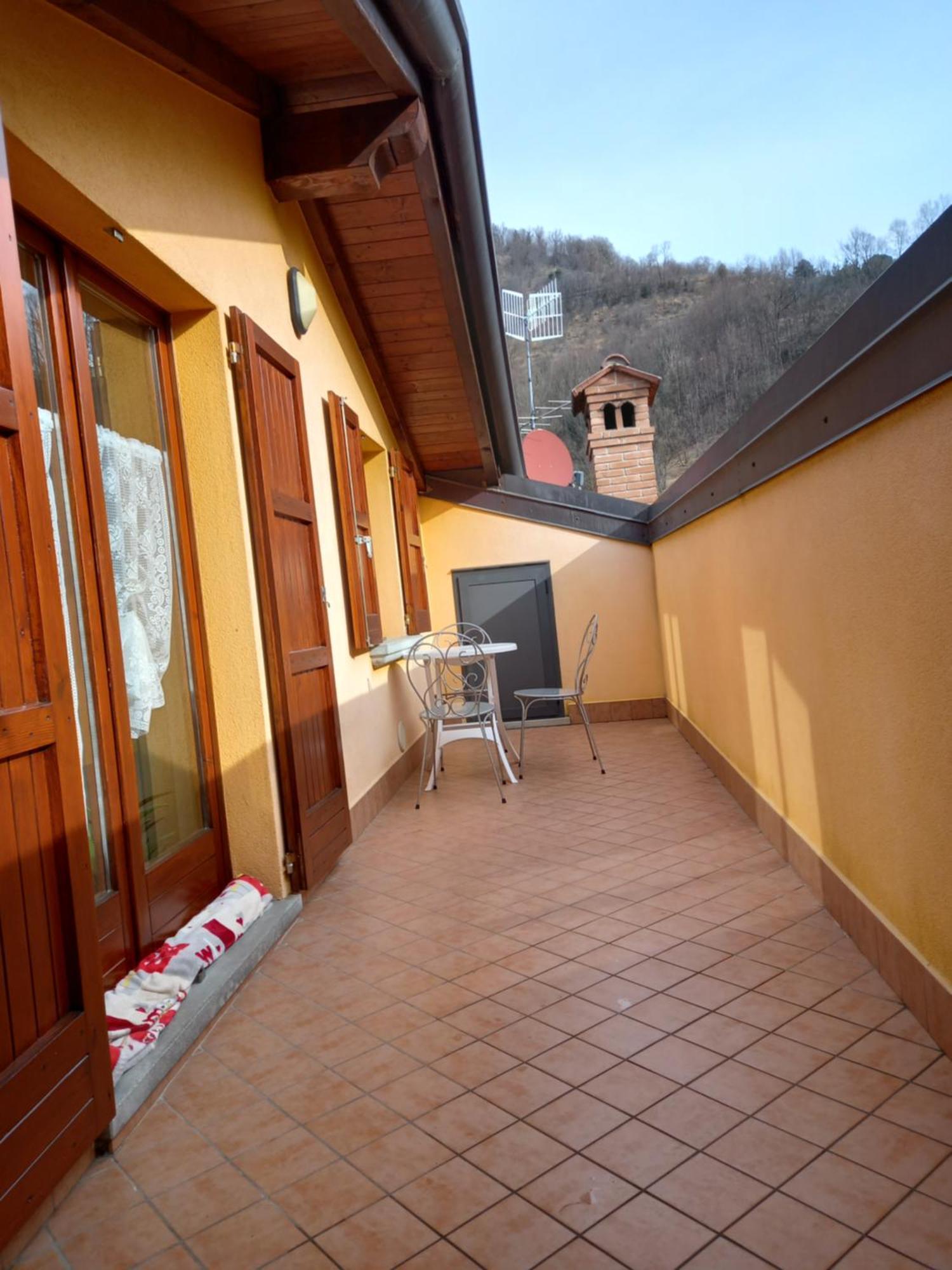 Casa Vacanze Tania Somendenna Esterno foto
