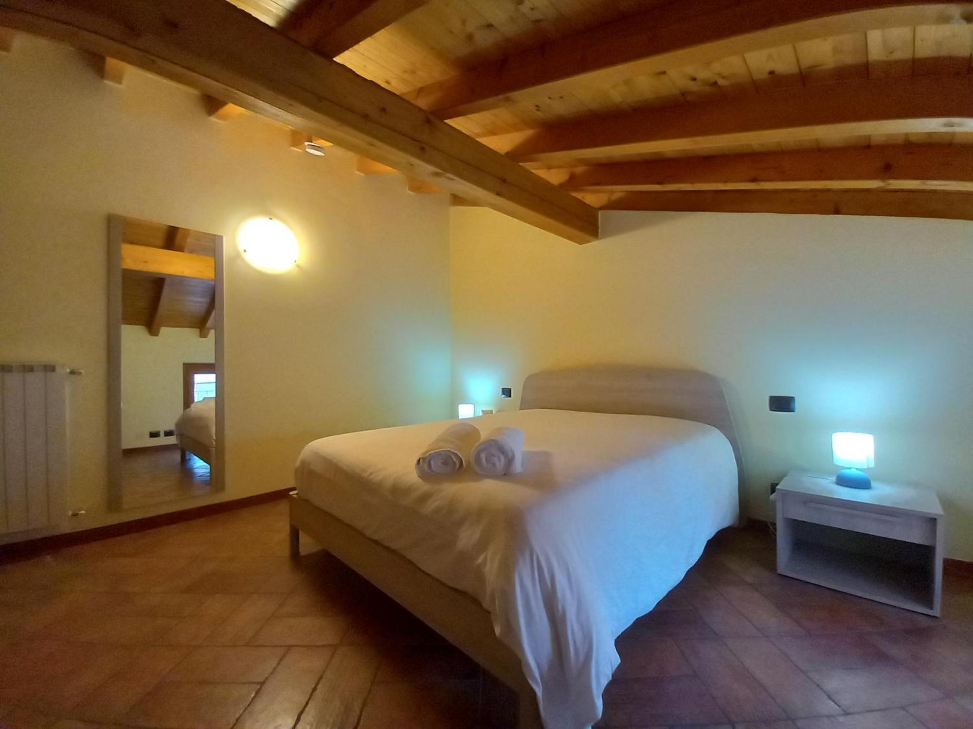 Casa Vacanze Tania Somendenna Esterno foto