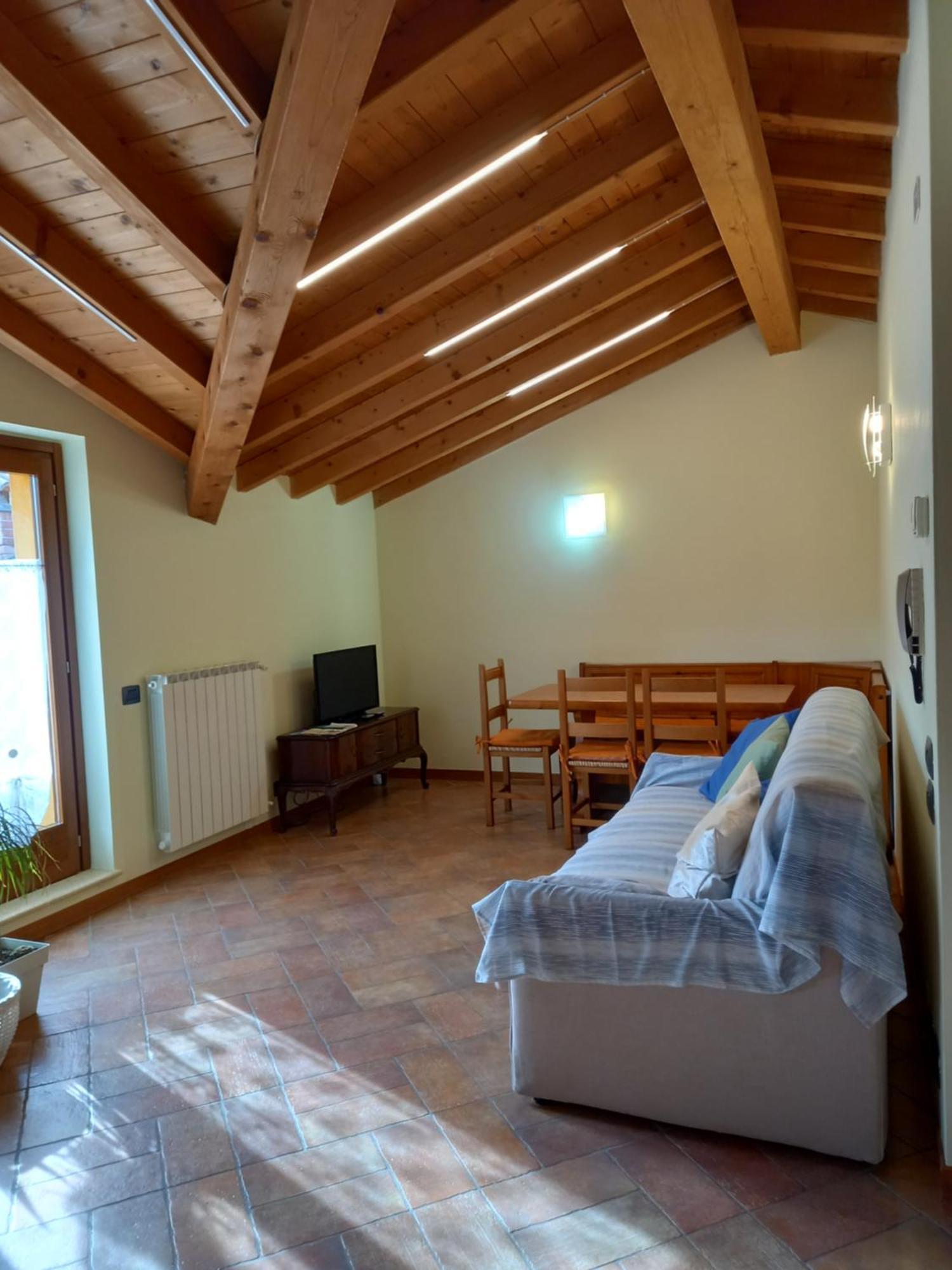Casa Vacanze Tania Somendenna Esterno foto