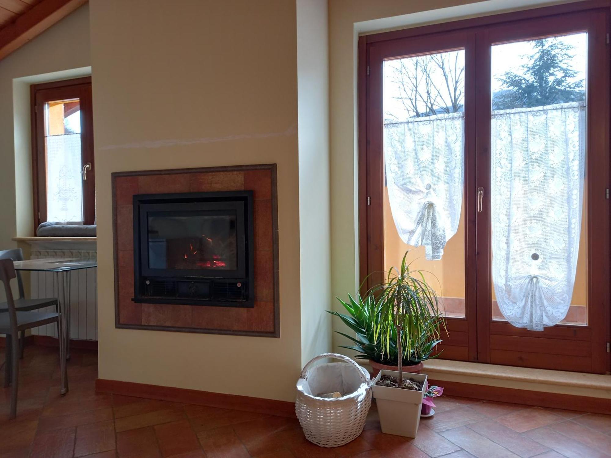 Casa Vacanze Tania Somendenna Esterno foto